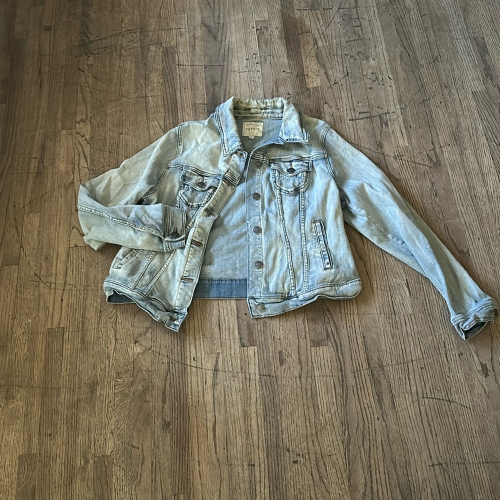 Torrid size 1X light blue Jean jacket size 1X